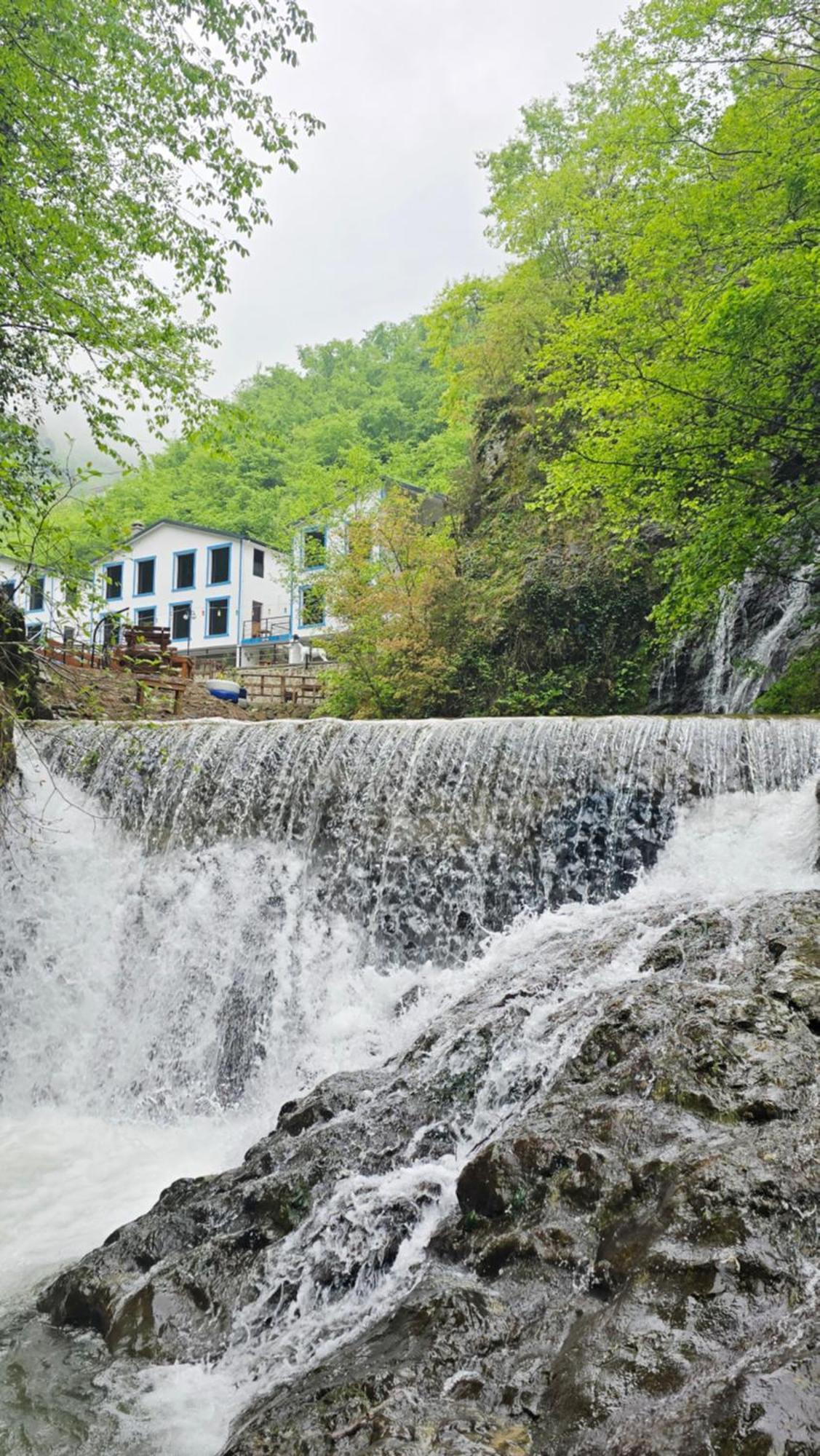 Muradland منتجع الوادي الأخضر Трабзон Екстер'єр фото